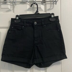 American Eagle Black Shorts Sz 2